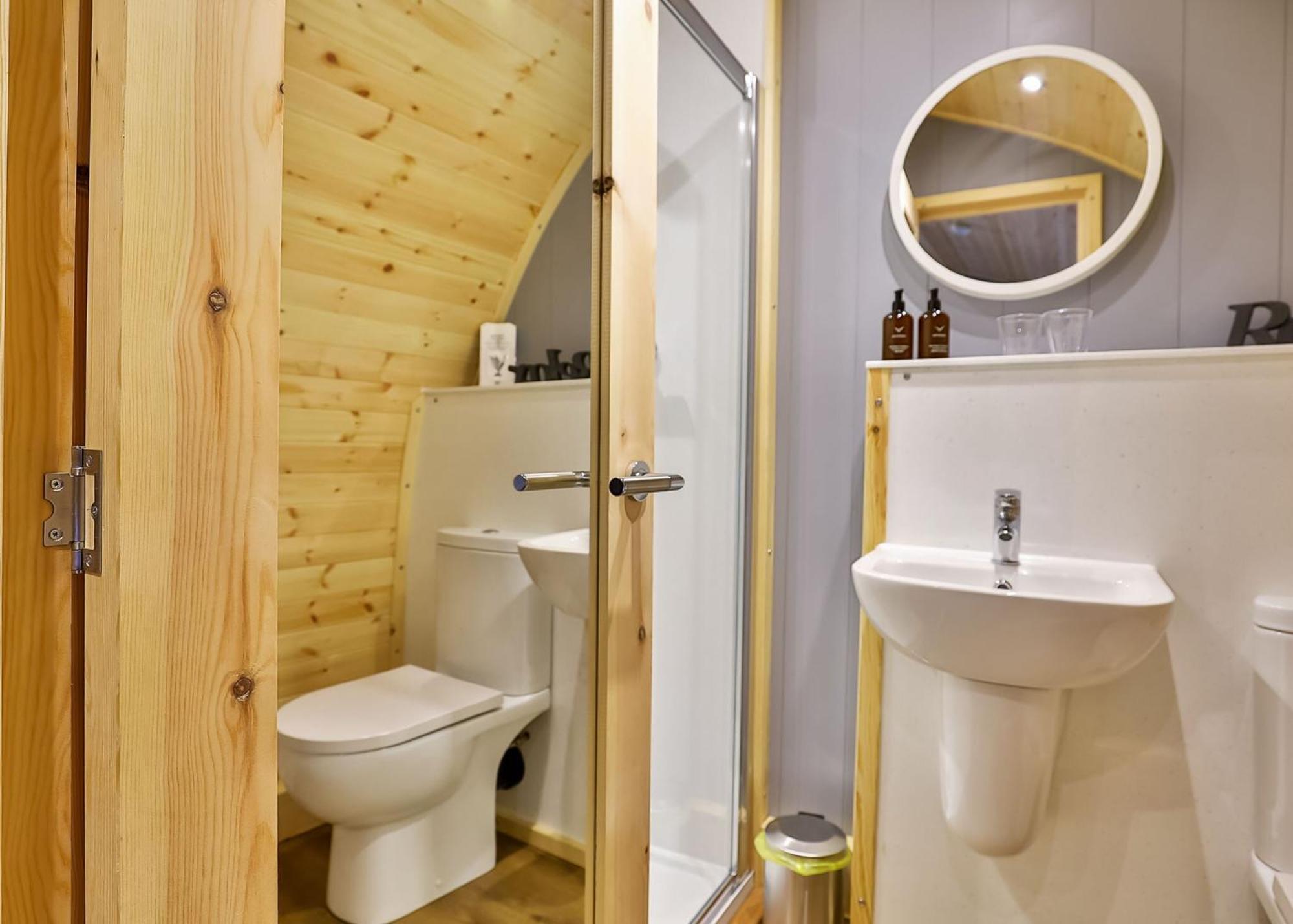 Firtree Farm Lodges Yeovil Dış mekan fotoğraf